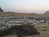 بالصور..  الآثار تنجح فى إزالة تعديات على منطقة دهشور الأثرية