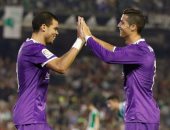 بيبى يحث رونالدو على الانتقال معه إلى سان جيرمان  