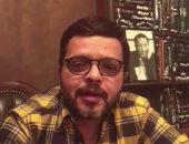 محمد هنيدى يرد على اسئلة متابعيه على تويتر.. طولى "100 حاجة و 80" 