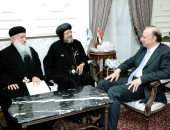 محافظ القاهرة يستقبل وفد كنسيا للتهنئة بحلول عيد الفطر المبارك