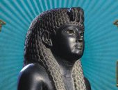 "كليوباترا.. ملكة مصر الأخيرة" كتاب للفرنسى كريستيان جاك يعكس حبه لمصر