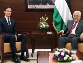 بالصور.. صهر ترامب يلتقى محمود عباس لمناقشة القضية الفلسطينية 