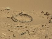 ناسا ترصد صخورا غامضة على سطح كوكب المريخ
