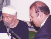 حسن راتب يحتفى بليلة القدر من منزل إمام الدعاة بصالون المحور الثقافى.. راتب: الشعراوى أثر فينا وشكل الكثير من ملامح شخصيتنا ورزقنا طريق الهداية .. والحلقة تذاع بعد منتصف الليلة على قناة المحور