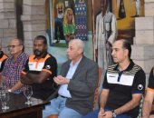 محافظ أسوان يلتقى لاعبى فريق النصر للتعدين إستعداداً للقاء نادى الشرقية
