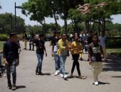 بالفيديو ..طوابير الزائرين تصطف أمام بوابات حديقة الأزهر للاحتفال بالعيد