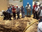 بالصور.. انقطاع المياه عن أحياء الداخلة وخزانات متنقلة لحل المشكلة