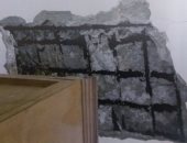 قارئ يطالب بتنفيذ قرار إزالة دور مخالف  بعقار يسكن به ويهدد حياة أسرته بالمنيا