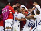 منتخب تشيلى "بعبع" رونالدو وميسي فى البطولات الدولية