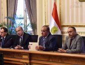بالصور.. رئيس الوزراء: راعينا محدودى الدخل فى زيادة أسعار الكهرباء