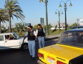 استنفار أمنى بالإسكندرية لمتابعة التزام السائقين بالتعريفة الجديدة