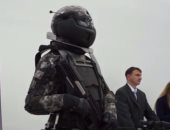 شاهد بالفيديو.. الزى العسكرى لـ"جنود المستقبل" فى روسيا