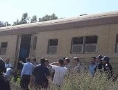 ننشر أول صور لخروج قطار ركاب عن القضبان بخط "دسوق - دمنهور"