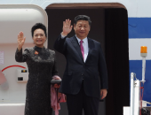 بالصور.. الرئيس الصينى وزوجته يغادران هونج كونج