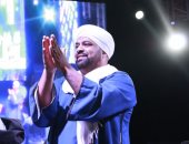حجازى متقال يعيد تقديم أغنية أبو جريشة "ماله والله ماله"