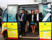 بالصور.. إطلاق حافلة نقل جديدة تعمل بالكهرباء فى باريس