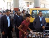 مدير أمن الغربية يتفقد المواقف بالمحلة ويستمع لشكاوى المواطنين