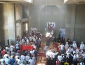 بالفيديو والصور ..بدء قداس الأربعين على شهداء حادث أتوبيس المنيا بكنيسة مار جرجس