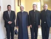 لقاء بين "مركز الأزهر" و "المجلس البابوى" لبحث تفعيل العلاقات