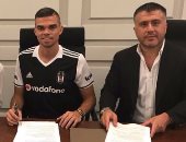 رسميا.. بيبى ينضم إلى بشكتاش التركى لمدة موسمين