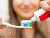 دراسة: معجون الأسنان يحتوي على مركبات تجعل المضادات الحيوية أقل فعالية