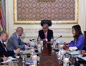 بالصور.. رئيس الوزراء يلتقى ممثل الأمم المتحدة للسكان لمناقشة ملف القضية السكانية