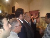 بالصور.. وزير التنمية المحلية يزور متحف رشيد الوطنى