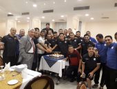 بالصور.. إنبى يحتفل برحيل عمرو مرعى للنجم الساحلى