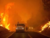 بالصور.. حريق هائل فى مقاطعة سانتا باربارا بولاية كاليفورنيا و إخلاء 200 منزل