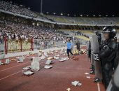 الإذاعة الداخلية لاستاد برج العرب تطالب جمهور الزمالك بالحفاظ على المدرجات
