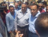 بالفيديو والصور.. وزير الاسكان يتفقد مشروع مساكن بديلة لعشوائيات جنوب بورسعيد