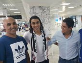 بالفيديو والصور.. عمرو مرعى يجتاز الكشف الطبى بالنجم الساحلى