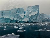  بالفيديو.. ولادة أضخم جبل جليدى فى العالم وزنه ألف مليار طن