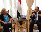 وزير الاتصالات يبحث مع نائب رئيس شركة TomTom العالمية خطة تواجدها بمصر