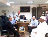 محافظ سوهاج يلتقى أعضاء مجلس النواب لمناقشة حالة مياه الرى 