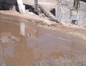 قارئ يشكو كسر ماسورة المياه فى قرية مشطا بسوهاج منذ ثلاثة أيام