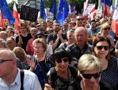 بالصور.. الآلاف يتظاهرون فى وارسو ضد إصلاح النظام القضائى