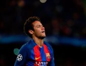 الصفقة تقترب.. والد نيمار يجتمع مع مسئولي سان جيرمان