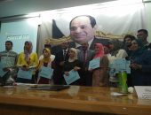 بالصور.. محافظ مطروح يكرم أوائل الثانوية العامة والدبلومات الفنية