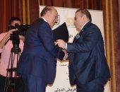 تكريم حسن راتب باحتفالية كلية طب قصر العينى بمناسبة مرور 190 عاما على إنشائها