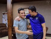 بالصور.. مصطفى فتحى يظهر مع الحضرى فى تدريبات التعاون السعودى