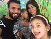 يارا نعوم تنشر أحدث سيلفى لعائلة عماد متعب 