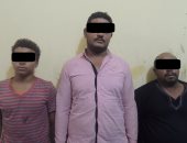 القبض على مسجل خطر يقود عصابة سرقة متعلقات السيارات بمصر القديمة