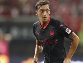 أرسنال يحدد 30 مليون إسترلينى لبيع أوزيل