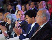 السيسى : الإرهاب والزيادة السكانية أكبر خطرين يواجهان مصر فى تاريخها