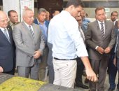 وزير النقل يشيد بمشروعات التخرج بهندسة الزقازيق ويؤكد: وضعها قيد التنفيذ