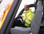 الأمير وليام يتم عمله كقائد طائرة إسعاف ويتفرغ لدوره فى القصر الملكى