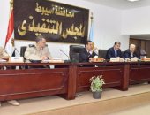 محافظ أسيوط يوافق على إطلاق أسماء شهداء على مدارس بمراكز المحافظة