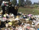 بالصور.. القمامة تحاصر قرية بيبان بالبحيرة.. وقارئ: أين المسئولين