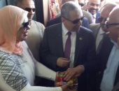 بالصور.. محافظ بورسعيد يستنكر تجهيزات مجمع افتتحه رئيس مصلحة الجمارك